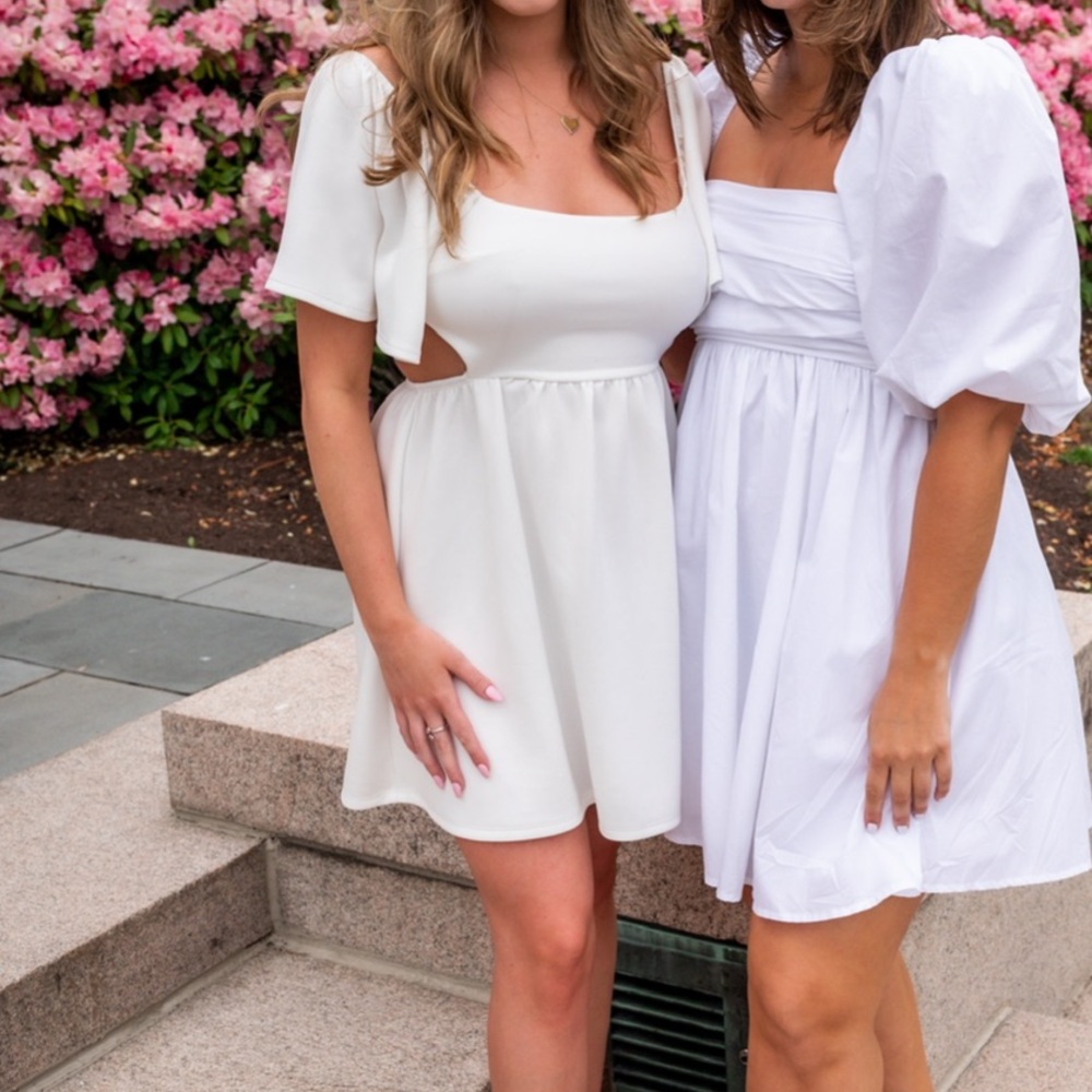 Elegant White Puff Sleeve Dress